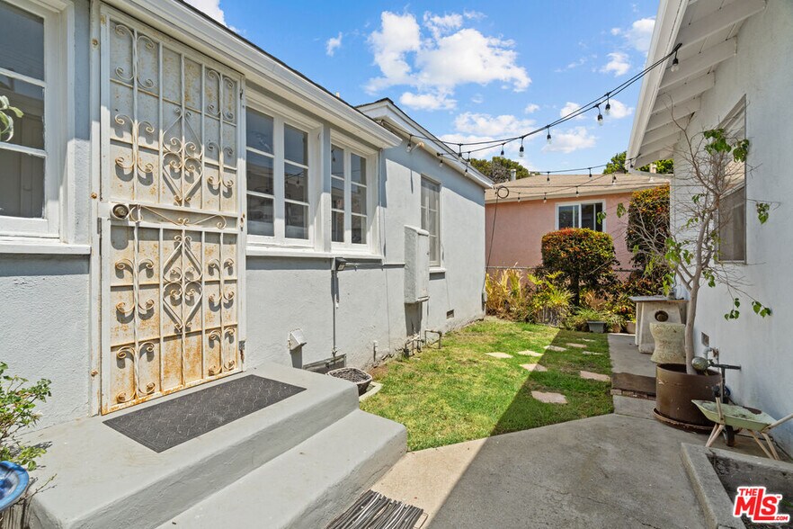 More Photos Of 1630 Franklin St, Santa Monica Multifamily For Sale