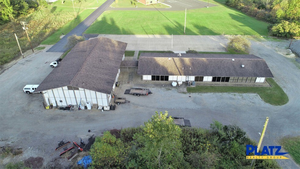 More Photos Of 1372 Youngstown Kingsville Rd SE, Vienna Office For Lease