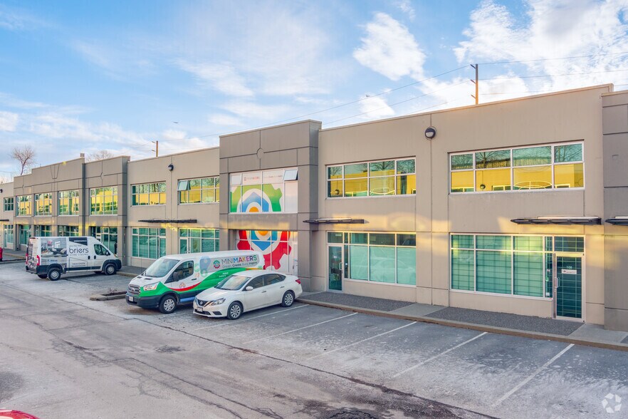 More Photos Of 408 E Kent Ave South, Vancouver Warehouse For Lease