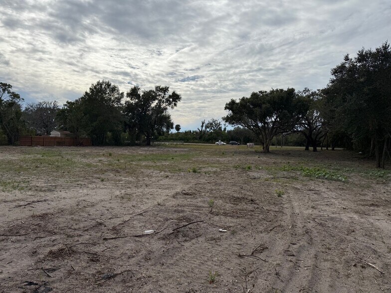 More Photos Of 7108-7110 Little Rd, New Port Richey Land For Sale