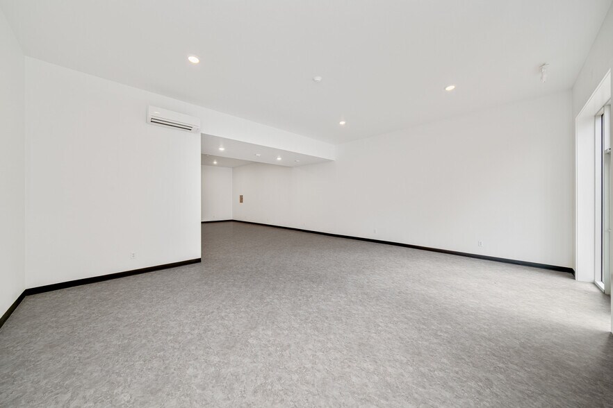 More Photos Of 115 Main Ave, Tillamook General Retail For Lease