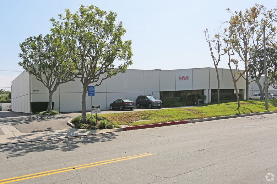 More Photos Of 16752-16782 Burke Ln, Huntington Beach Light Manufacturing For Lease