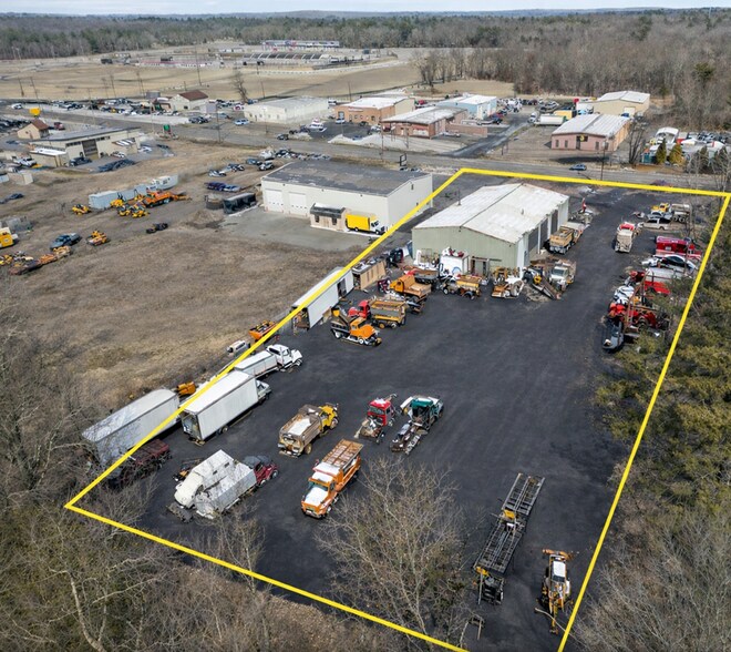 Primary Photo Of 1877 Fall River Ave, Seekonk Warehouse For Lease