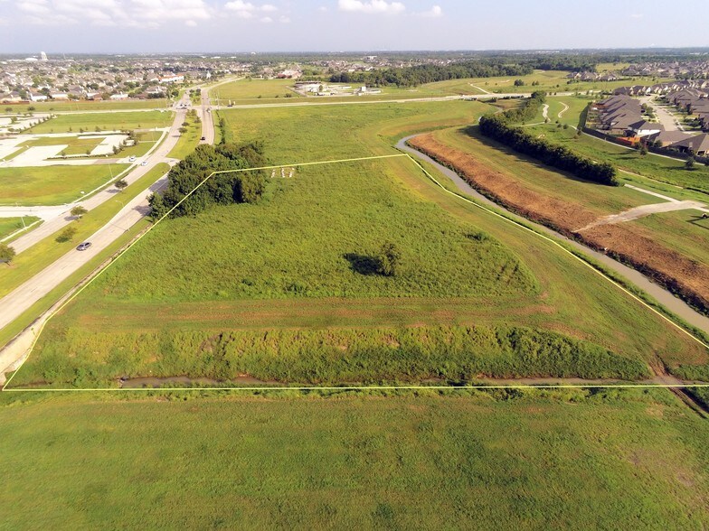 More Photos Of Pearland Parkway and Barry Rose, Pearland Land For Sale