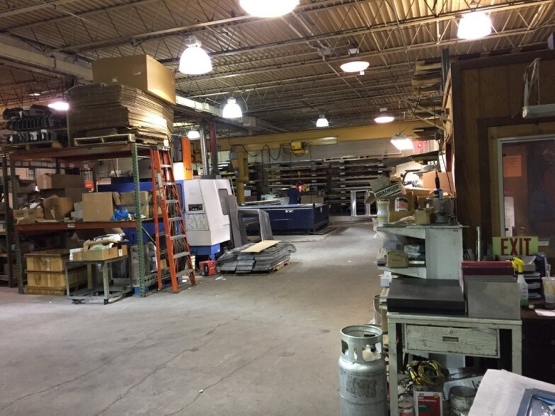 More Photos Of 885 Anita Ave, Antioch Manufacturing For Sale