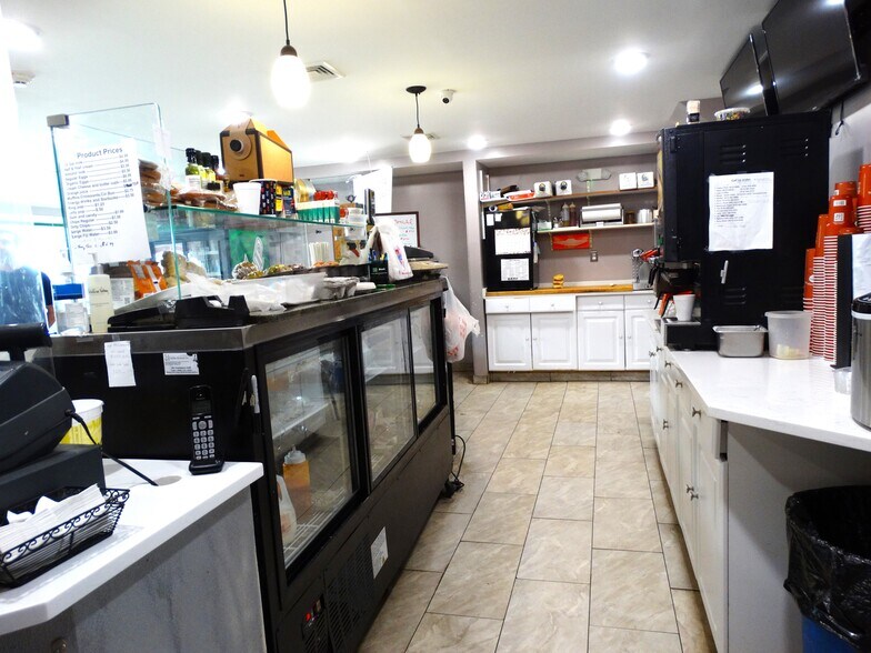 More Photos Of 437 Main Rd, Towaco Restaurant For Sale