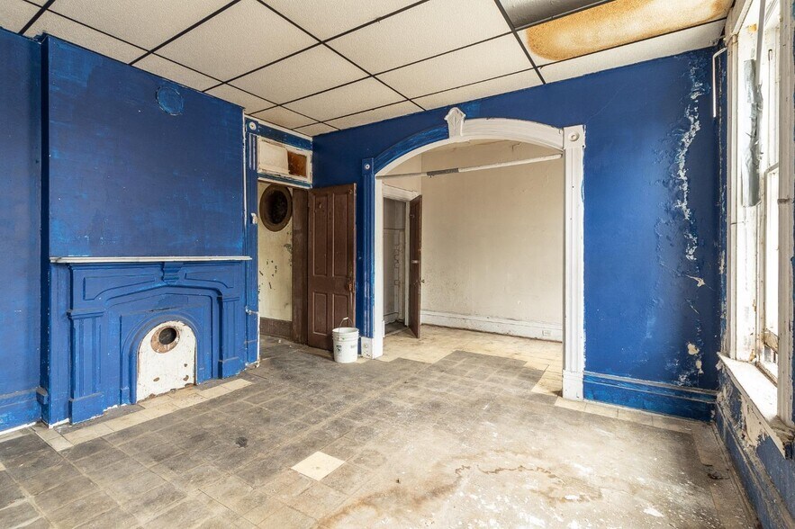 More Photos Of 2008 Colerain Ave, Cincinnati Apartments For Sale