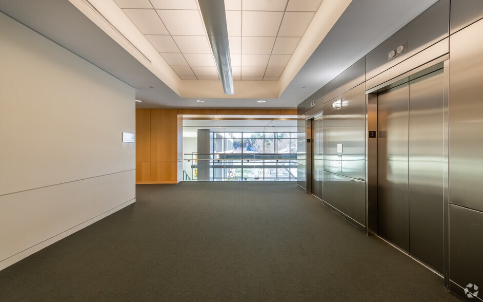 More Photos Of 201 Jones Rd, Waltham Office For Lease