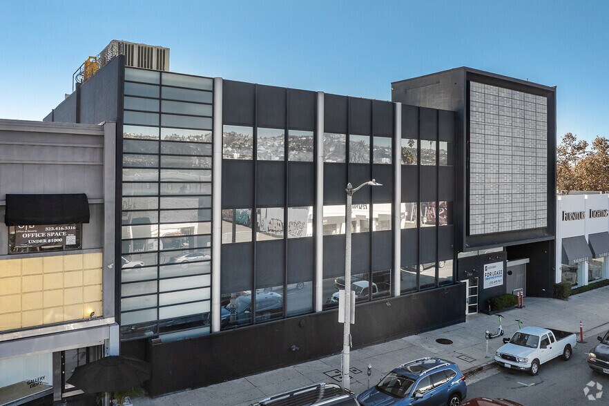 More Photos Of 7966 Beverly Blvd, Los Angeles Loft Creative Space For Lease