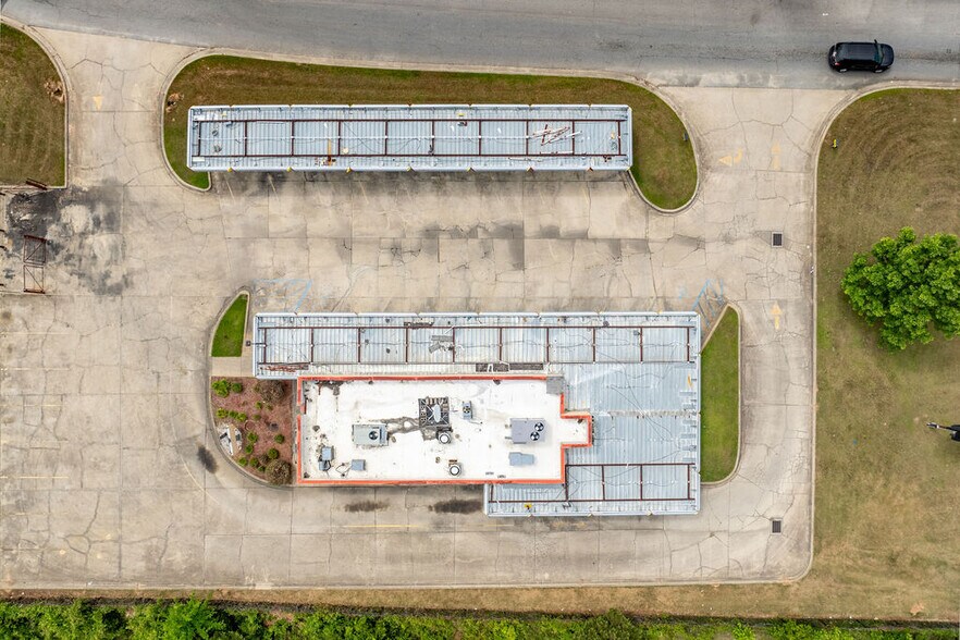 More Photos Of 711 E Alice St, Bainbridge Fast Food For Lease