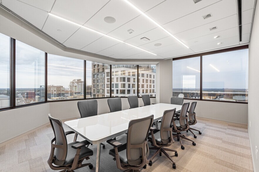 More Photos Of 7500 Old Georgetown Rd, Bethesda Office For Sale