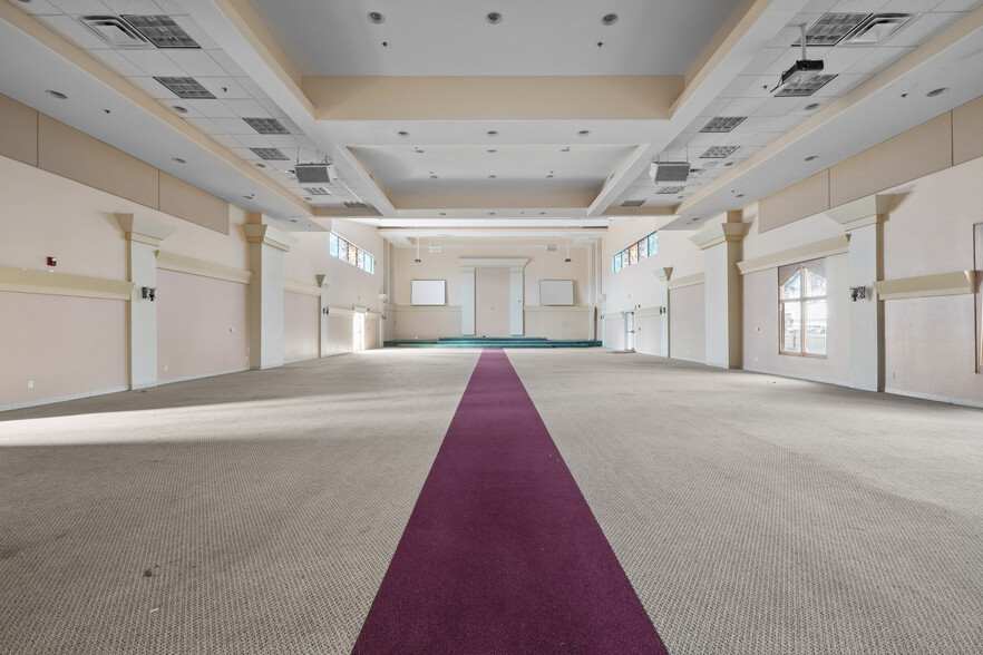 More Photos Of 8132 Garden Grove Blvd, Garden Grove Religious Facility For Sale