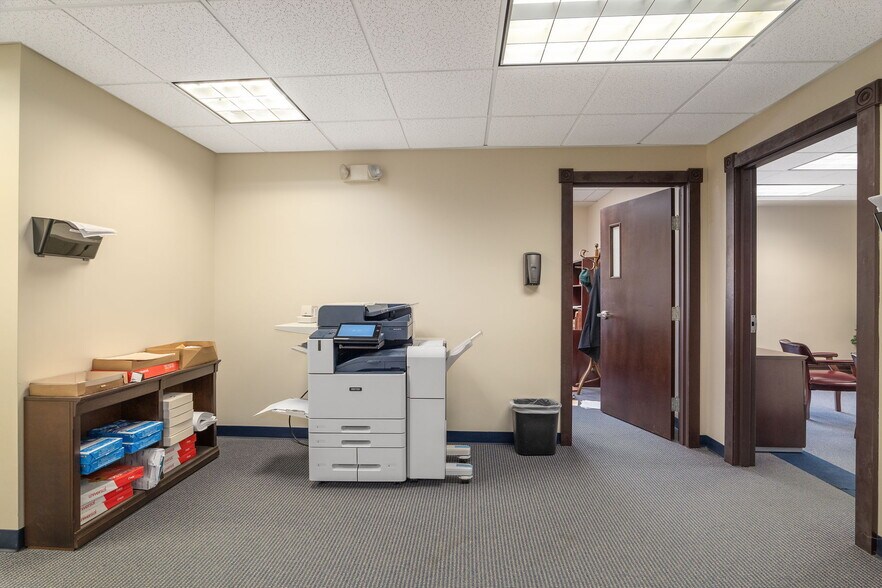 More Photos Of 19 Dove St, Albany Office For Sale