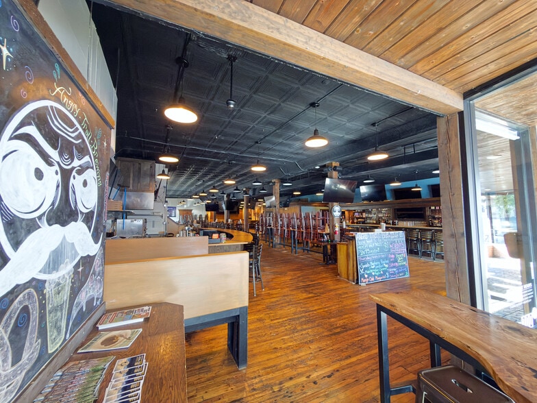 More Photos Of 308 N Main St, Mount Airy Storefront Retail Office For Sale