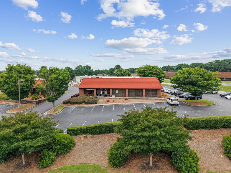 More Photos Of 4896 N Royal Atlanta Dr, Tucker Unknown For Lease