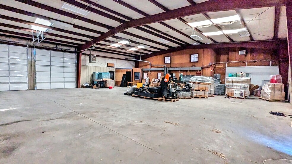 More Photos Of 1598 Park Hill Rd, Tahlequah Warehouse For Sale