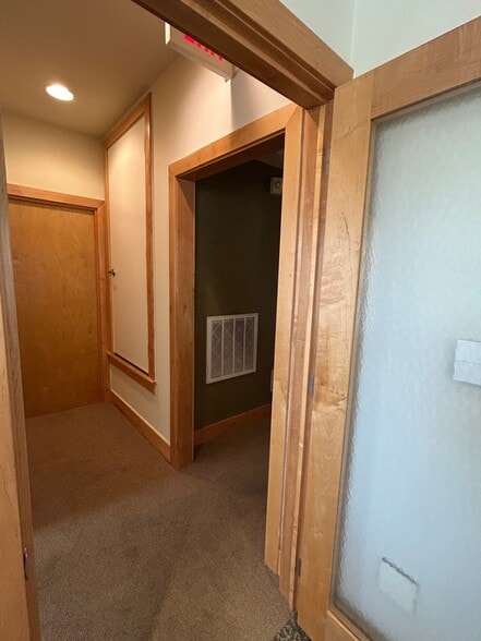 More Photos Of 7520 Main St, Sykesville Office For Lease