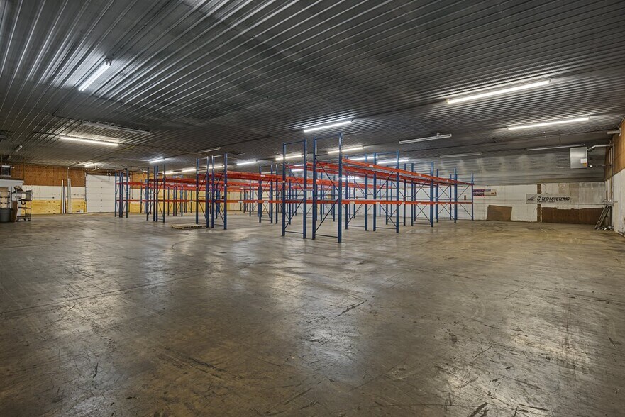 More Photos Of 211 Toro Rd, Tomah Warehouse For Lease