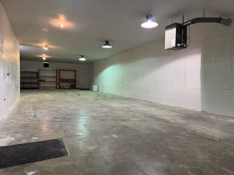 More Photos Of 1415 Cleveland Ave SW, Roanoke Warehouse For Lease