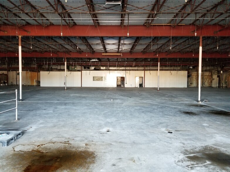 More Photos Of 1340 W State Rd 2, La Porte Unknown For Lease