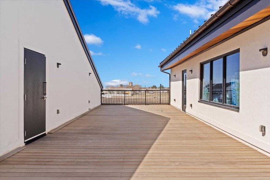 More Photos Of 1042 3000 N, Layton Office For Sale