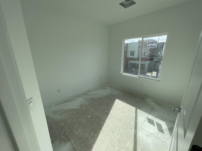 More Photos Of 13360 W Van Buren St, Goodyear Apartments For Sale