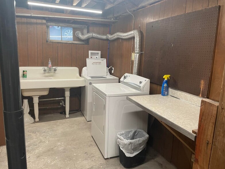 More Photos Of 2303 15th St, Troy Storefront For Sale
