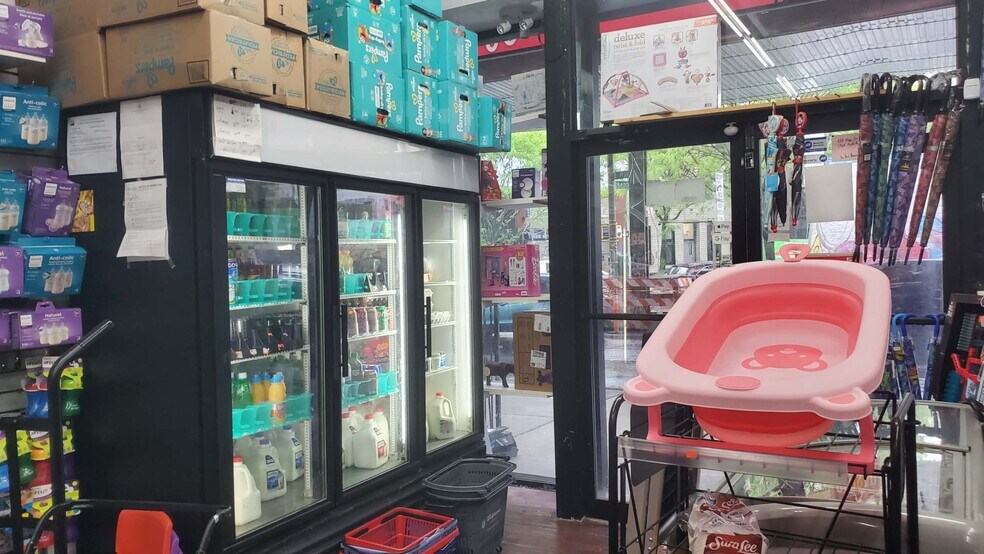 More Photos Of 1468 Myrtle Ave, Brooklyn Storefront Retail Residential For Lease