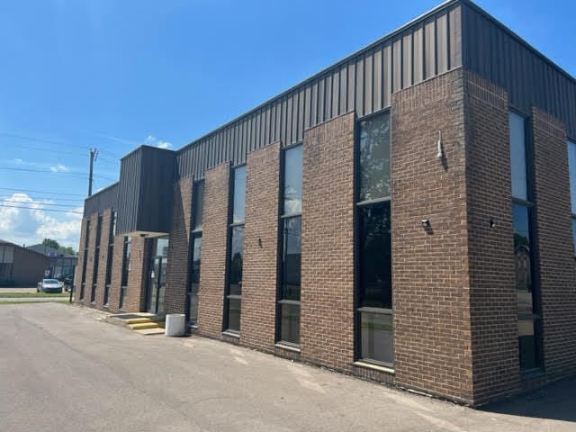 More Photos Of 835 Louisa St, Lansing Office For Lease