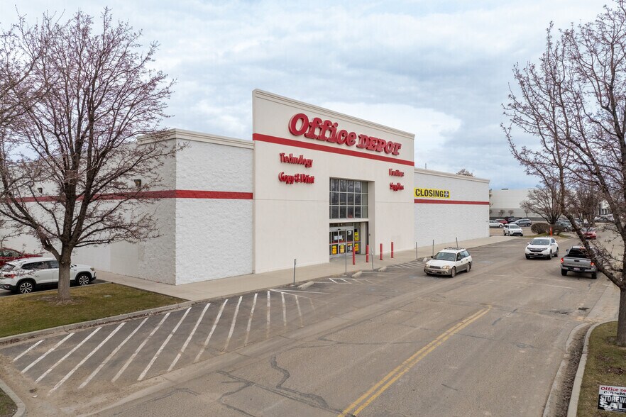 More Photos Of 216 Caldwell Blvd S, Nampa Freestanding For Lease