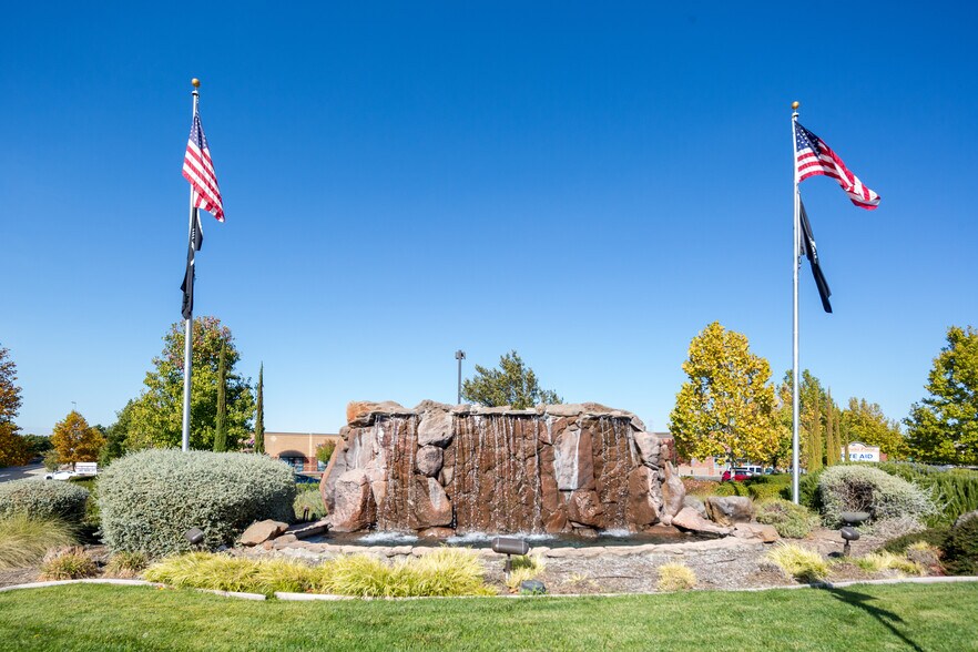 More Photos Of 990 Pleasant Grove Blvd, Roseville Unknown For Lease