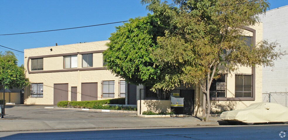 More Photos Of 3223 La Cienega Ave, Culver City Flex For Lease