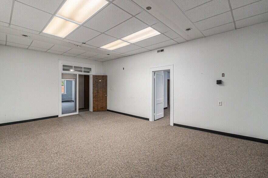 More Photos Of 380 Main St, Longmont Restaurant For Sale