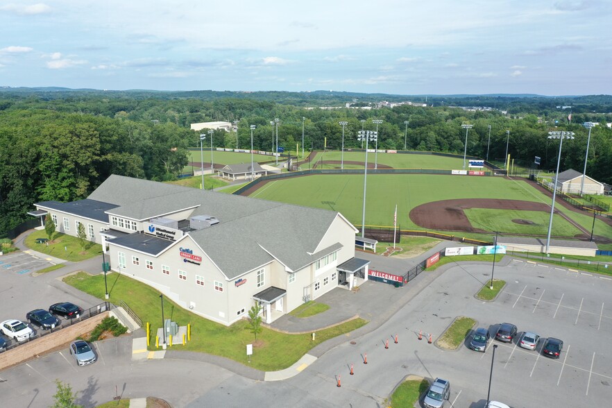 Primary Photo Of 333 SW Cutoff, Northborough Medical For Lease