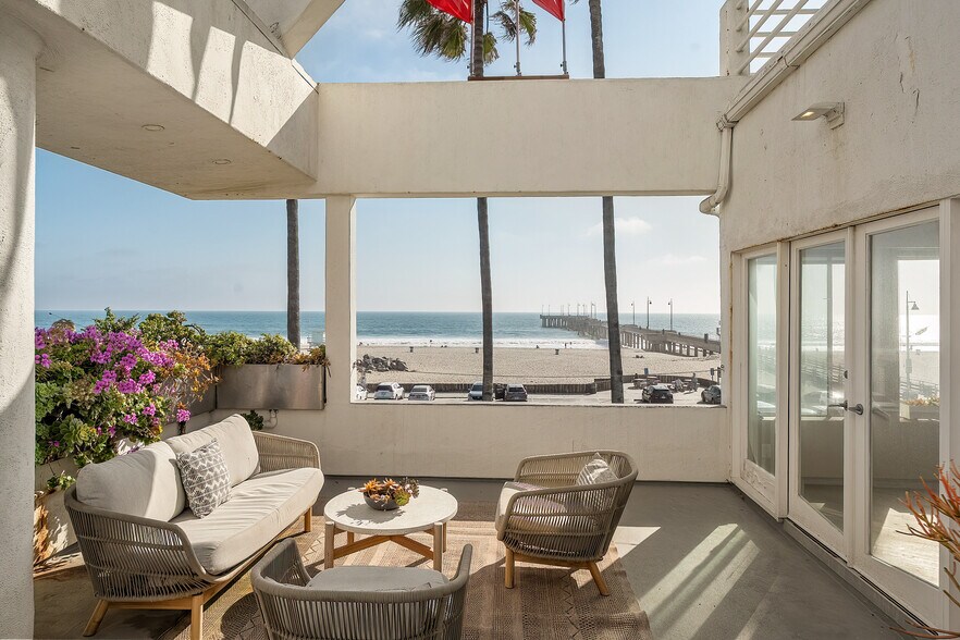 More Photos Of 3111 Ocean Front Walk, Marina Del Rey Apartments For Sale