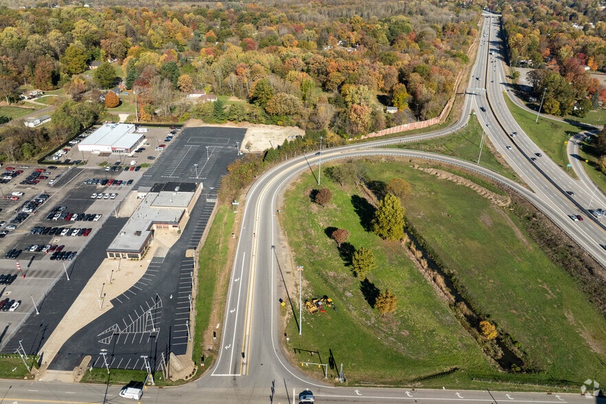 More Photos Of 1501 Vernon Odom Blvd, Akron Auto Dealership For Sale