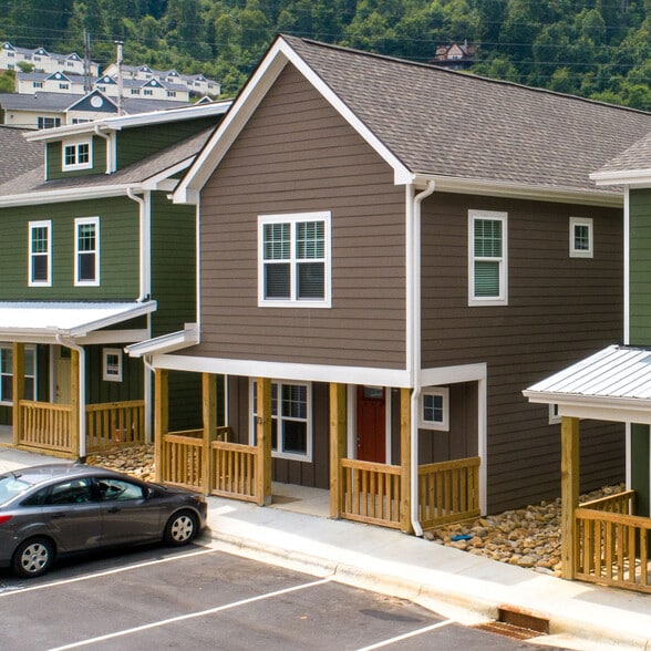 More Photos Of 4616 Little Savannah Rd, Cullowhee Apartments For Sale