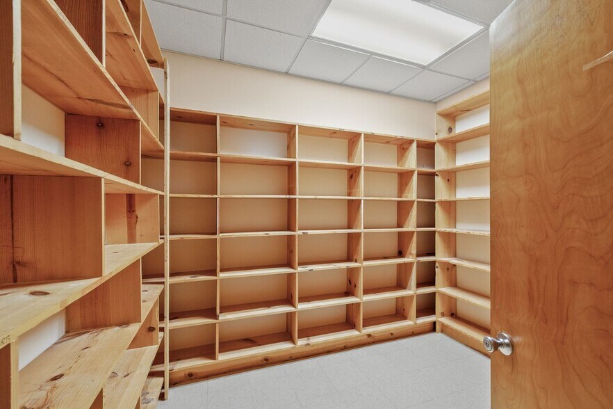 More Photos Of 748 N Us-29, Cantonment Medical For Lease