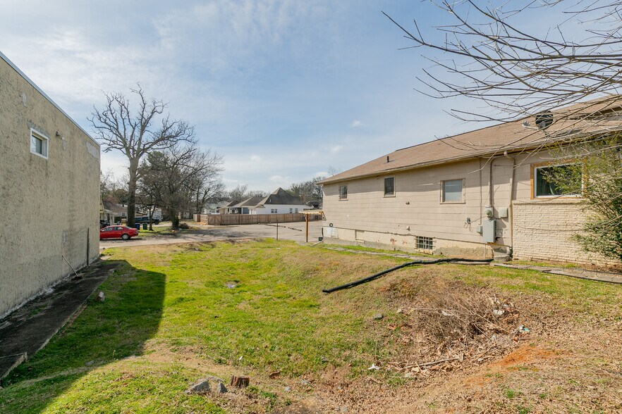 More Photos Of 1804 E Main St, Chattanooga General Retail For Sale