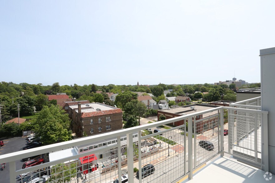 More Photos Of 4175 N Oakland Ave, Shorewood Multifamily For Sale