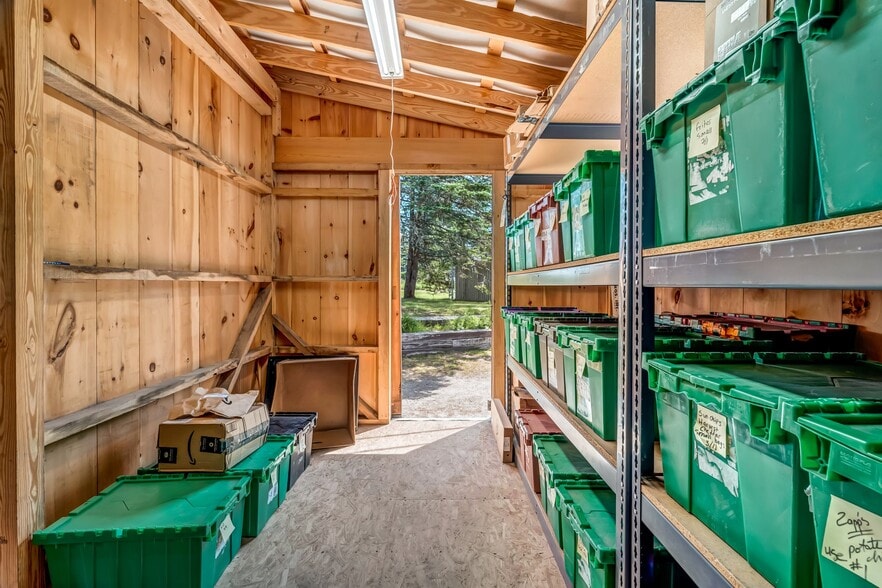 More Photos Of 40 North Rd, Swans Island Convenience Store For Sale