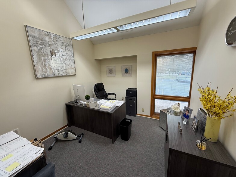 More Photos Of 1000 Germantown Pike, Plymouth Meeting Medical For Sale