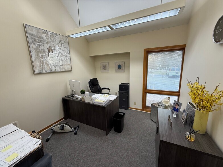 More Photos Of 1000 Germantown Pike, Plymouth Meeting Medical For Sale