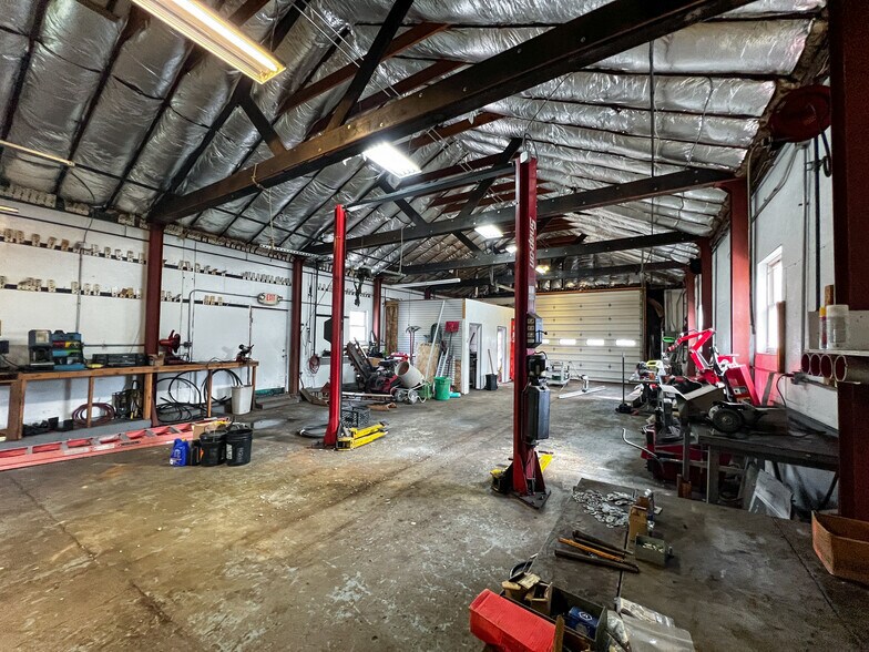 More Photos Of 8 Ten Eyck St, Stony Point General Retail For Sale
