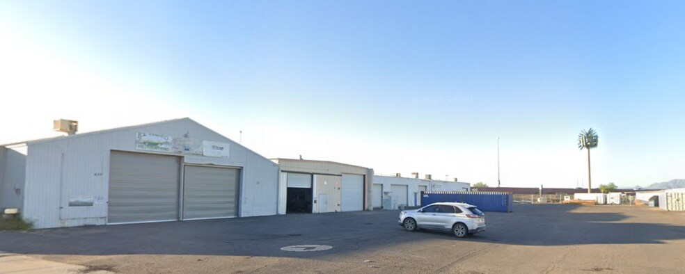 More Photos Of 650 W McKellips Rd, Mesa Warehouse For Lease