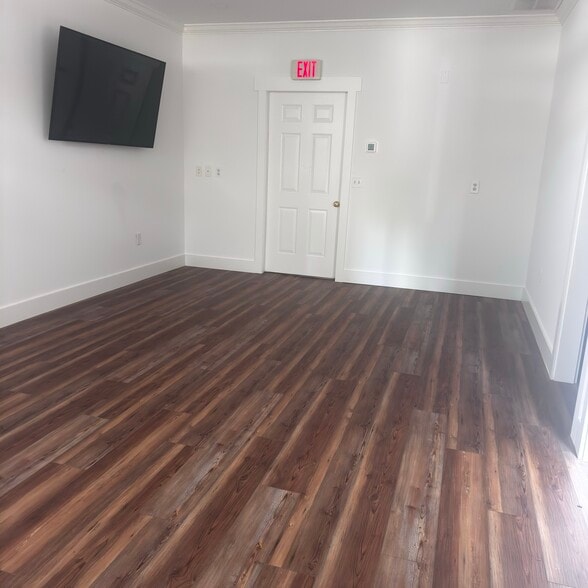 More Photos Of 452 Browns Cove Rd, Ridgeland Flex For Lease
