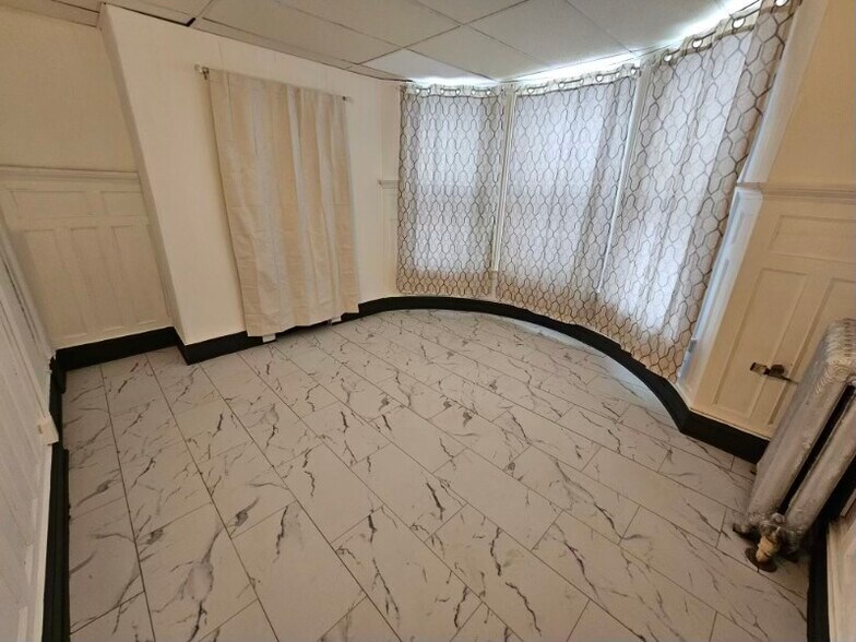 More Photos Of 408 James St, Syracuse Apartments For Sale