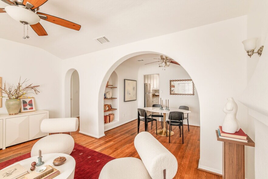 More Photos Of 121 N Avenue 59, Los Angeles Office Residential For Sale