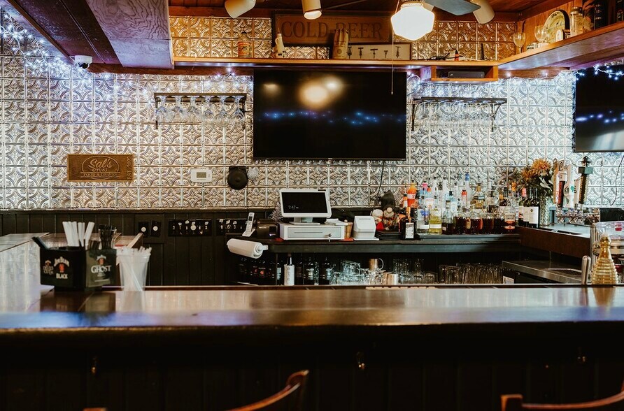 More Photos Of 2982 US Highway 63, Barronett Restaurant For Sale