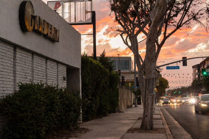 Primary Photo Of 7066 Santa Monica Blvd, West Hollywood Restaurant For Lease